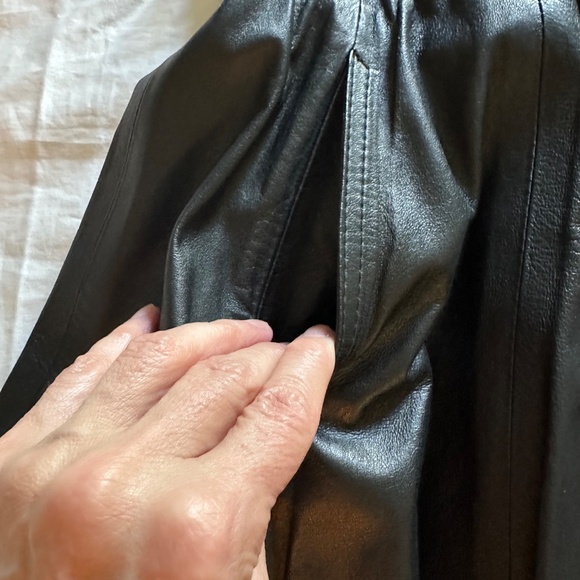 Italian Leather Full skirt - Picture 6 of 7